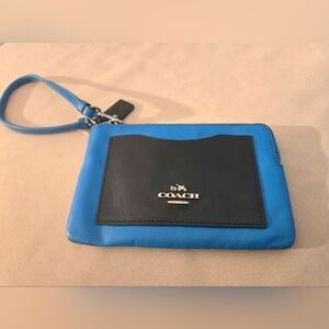 Coach Colorblock Corner Zip Small Navy Azure Blue Wristlet Wallet Bag Clutch